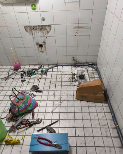 台南水電問題故障排除, 台南馬桶安裝更換, 台南面盆安裝, 台南蓮蓬頭安裝, 台南洗手台安裝, 台南衛浴設備汰換更新