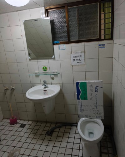 台南南區水電問題故障排除, 台南南區馬桶安裝更換, 台南南區面盆安裝, 台南南區蓮蓬頭安裝, 台南南區洗手台安裝, 台南南區衛浴設備汰換更新